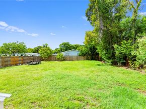 5734 Mckinley St, Hollywood FL 33021