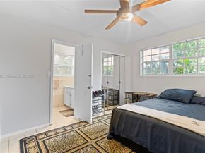 5734 Mckinley St, Hollywood FL 33021