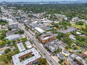 340 NE 125th St, North Miami FL 33161