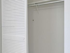 873 NE 195th St 309, North Miami Beach FL 33179