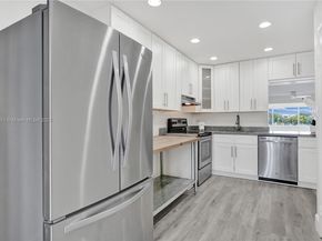 873 NE 195th St 309, North Miami Beach FL 33179