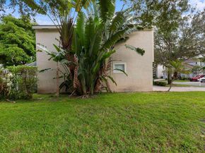 7557 NW 18th Dr, Pembroke Pines FL 33024