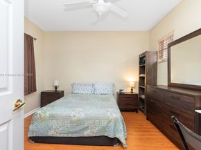 7557 NW 18th Dr, Pembroke Pines FL 33024