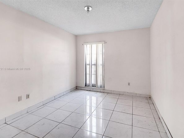 1051 SW 1st St 110, Miami FL 33130