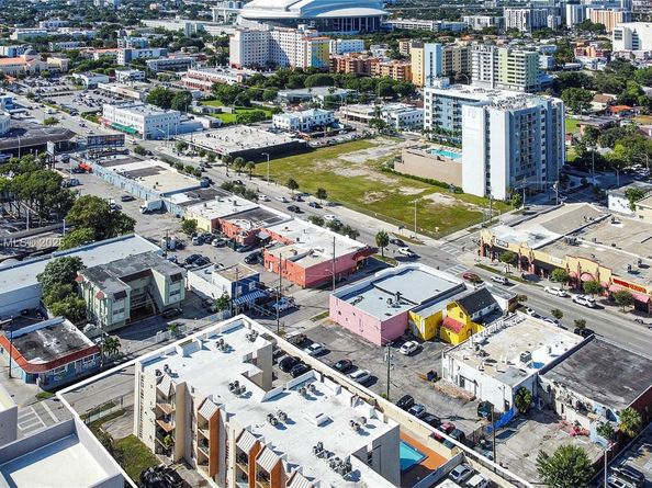 1051 SW 1st St 110, Miami FL 33130