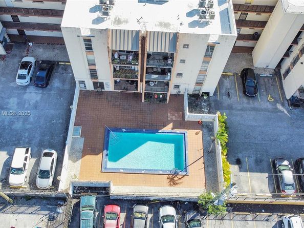 1051 SW 1st St 110, Miami FL 33130