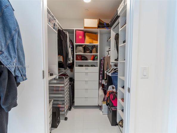 851 NE 1st Ave 4410, Miami FL 33132