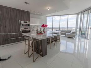 851 NE 1st Ave 4410, Miami FL 33132