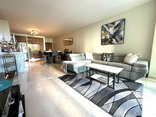 4001 S Ocean Drive 3h, Hollywood FL 33019