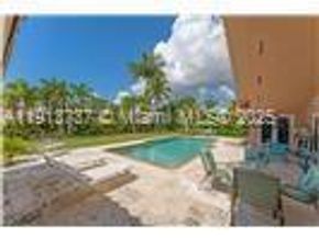 10220 SW 140th St, Miami FL 33176