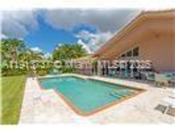 10220 SW 140th St, Miami FL 33176