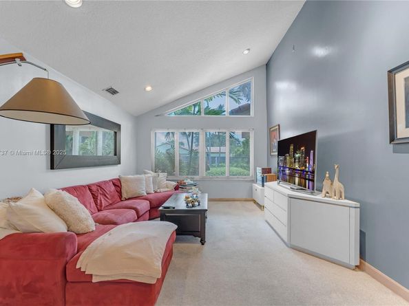 10220 SW 140th St, Miami FL 33176