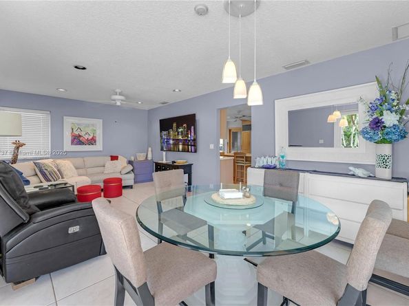 10220 SW 140th St, Miami FL 33176