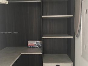 121 NE 34th St 1703, Miami FL 33137