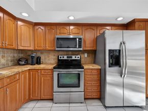 8540 SW 133rd Ave Rd 112, Miami FL 33183