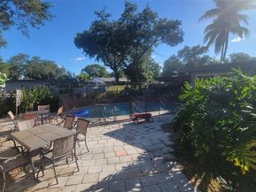 6604 Raleigh St, Hollywood FL 33024