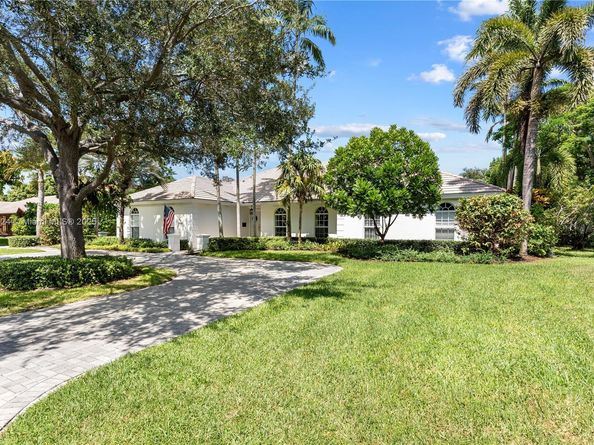 16121 SW 83rd Ave, Palmetto Bay FL 33157