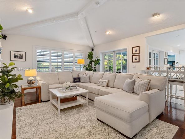 16121 SW 83rd Ave, Palmetto Bay FL 33157