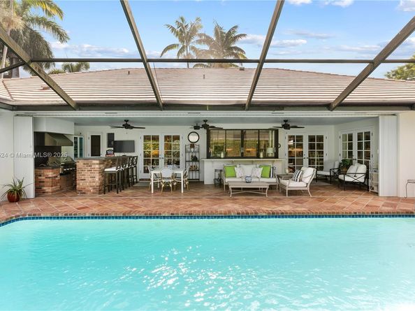 16121 SW 83rd Ave, Palmetto Bay FL 33157