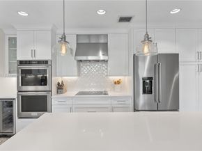 16121 SW 83rd Ave, Palmetto Bay FL 33157