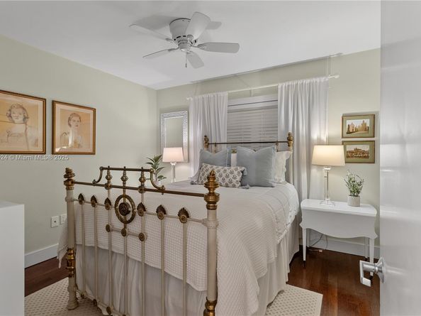 16121 SW 83rd Ave, Palmetto Bay FL 33157
