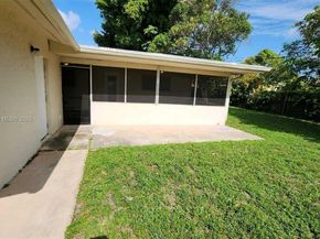 6221 NW 17th St, Sunrise FL 33313