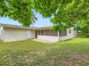 6221 NW 17th St, Sunrise FL 33313