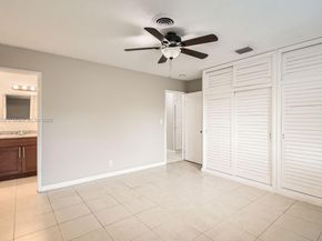 6221 NW 17th St, Sunrise FL 33313