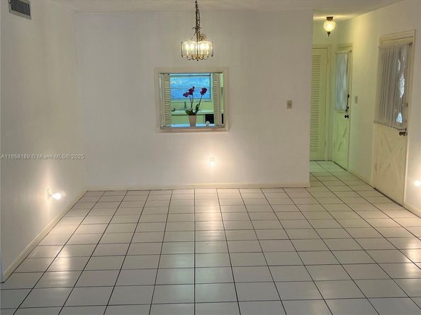 1239 Mariposa Ave 4, Coral Gables FL 33146