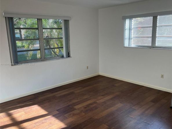 1239 Mariposa Ave 4, Coral Gables FL 33146