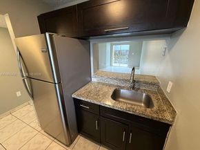 2721 NW 23rd Ct 4, Miami FL 33142
