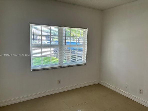 620 Cypress Club Way I13, Deerfield Beach FL 33064