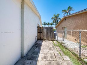 540 NW 7th Ter, Pompano Beach FL 33060