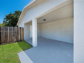 540 NW 7th Ter, Pompano Beach FL 33060