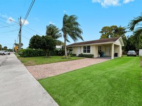 6894 3rd St, Jupiter FL 33458