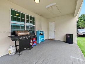 6894 3rd St, Jupiter FL 33458