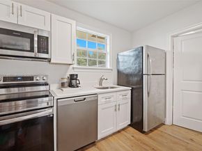 6894 3rd St, Jupiter FL 33458