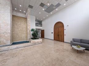 13499 Biscayne Blvd 809, North Miami FL 33181