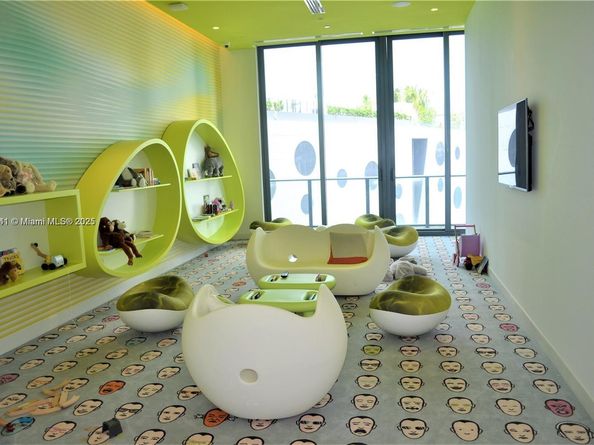 501 NE 31st St 2802, Miami FL 33137