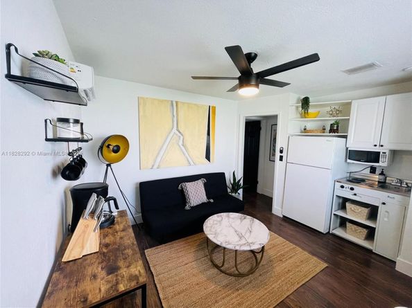 765 NW 46th St, Miami FL 33127