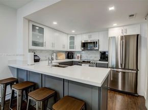 6840 SW 45th Ln 258, Miami FL 33155