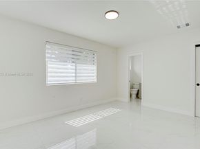 175 NE 120th St, North Miami FL 33161