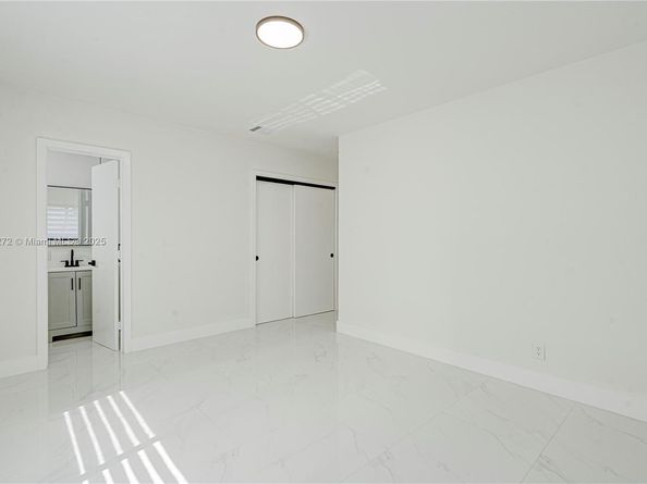175 NE 120th St, North Miami FL 33161