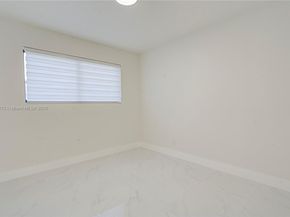175 NE 120th St, North Miami FL 33161