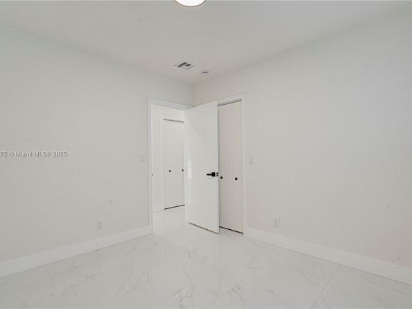 175 NE 120th St, North Miami FL 33161