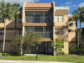 240 Lakeview Dr 112, Weston FL 33326
