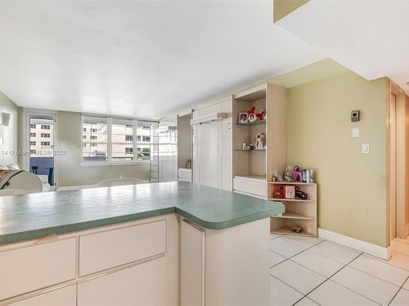 100 Lincoln Rd 502, Miami Beach FL 33139