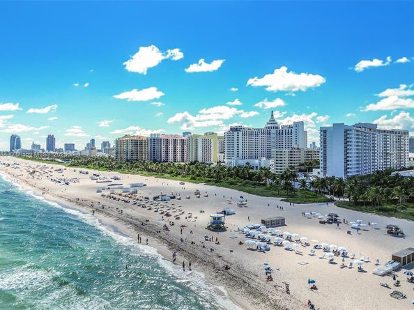 100 Lincoln Rd 502, Miami Beach FL 33139