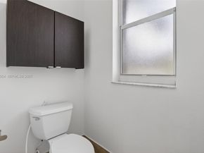 13715 NW 21st St, Pembroke Pines FL 33028