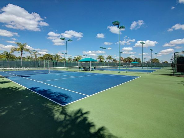 13715 NW 21st St, Pembroke Pines FL 33028